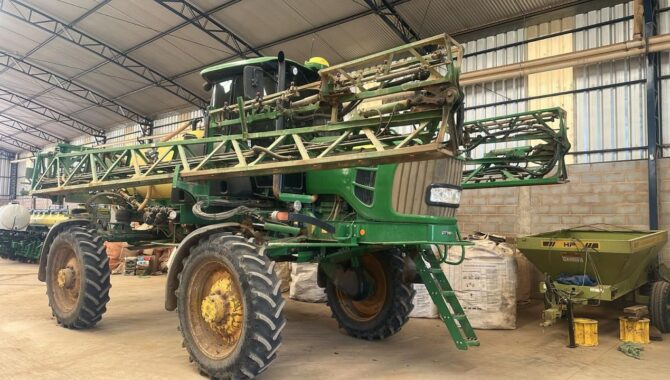 PULVERIZADOR JOHN DEERE 4630