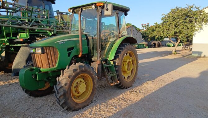 TRATOR JOHN DEERE 5078E