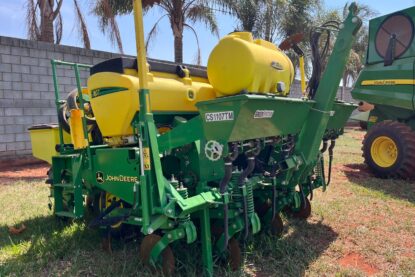 PLANTADEIRA JOHN DEERE 1107