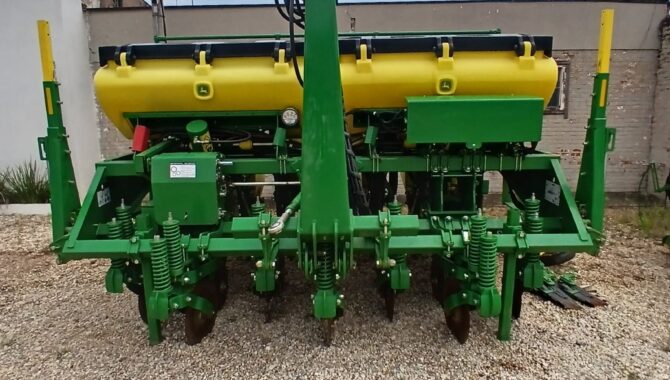 PLANTADEIRA JOHN DEERE 1107