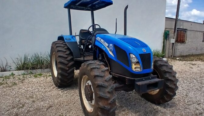 TRATOR NEW HOLLAND TL 75E -PLATAFORMADO