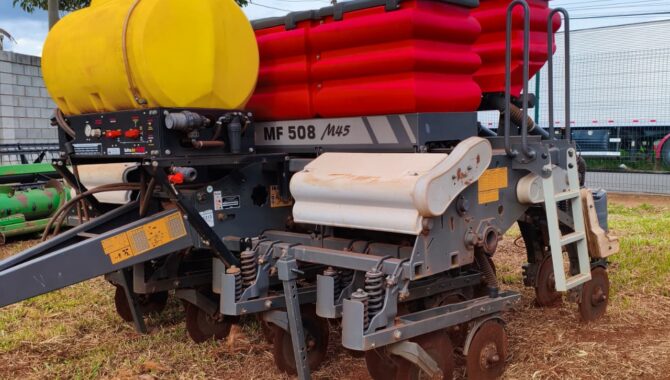 Plantadeira Massey Ferguson 508 – 2023