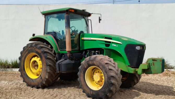 Trator John Deere 7185J – 2011
